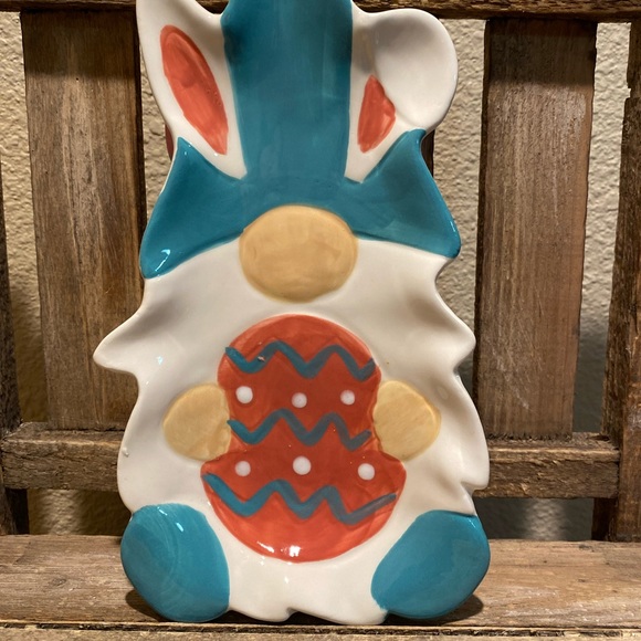 Easter Bunny Gnome Spoon Rest, Gnome Holding An Easter Egg Ceramic Spoon Rest - Picture 3 of 16
